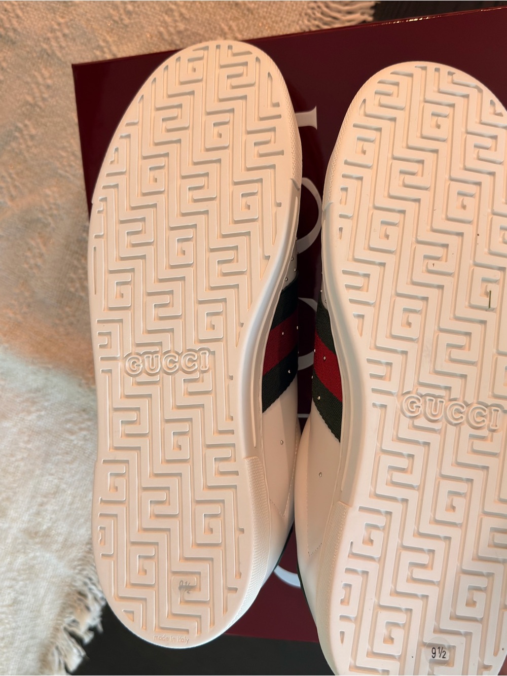 NEW AUTHENTIC Gucci ACE Leather Sneakers with Red & Green Web and Crystal Accent - Picture 4 of 4